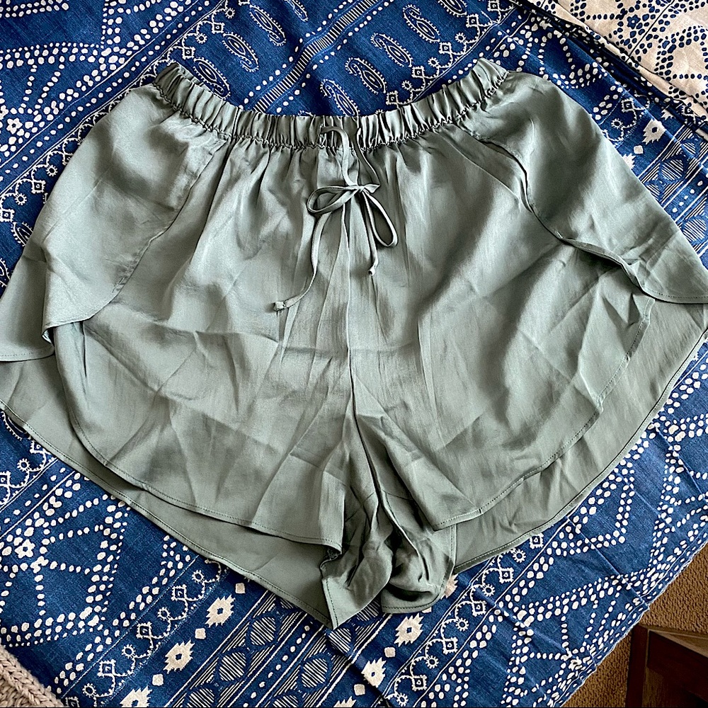 Victoria’s Secret - Satin PJ Set (Shorts) UNWORN